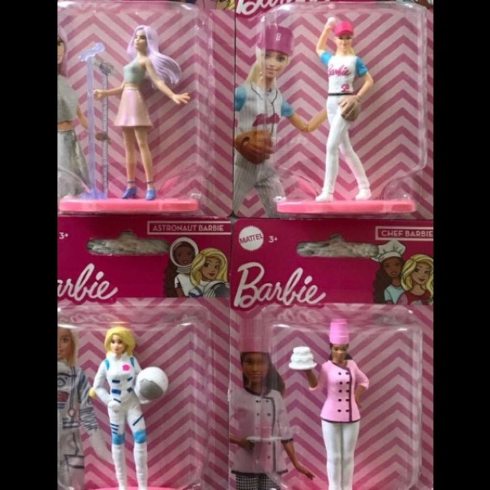 Barbie figures 4 figures total